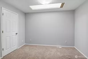12331 NE 92nd St, Kirkland, WA 98033 - Photo 17