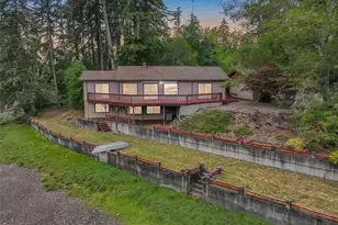 5470 E Grapeview Loop Rd, Allyn, WA 98524 - Photo 31