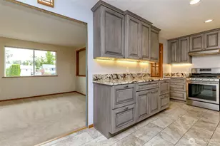 4992 31st St NE, Federal Way, WA 98422 - Photo 7