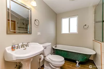 4992 31st Street NE, Federal Way, WA 98422 - Photo 17