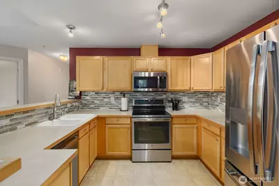 15325 SE 155th Place #V2, Renton, WA 98058 - Photo 9