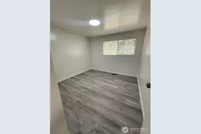 8810 NE 187th Street, Bothell, WA 98011 - Photo 23