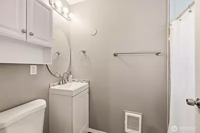 316 SW 124th Street, Seattle, WA 98146 - Photo 17