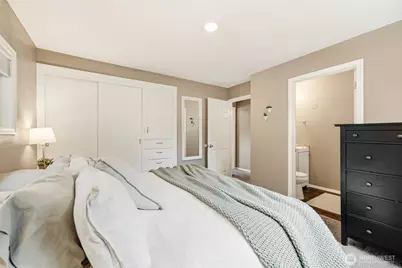 316 SW 124th Street, Seattle, WA 98146 - Photo 15