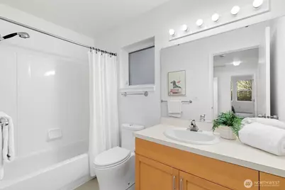 6726 35th Place S, Seattle, WA 98118 - Photo 11