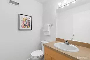 6726 35th Pl S, Seattle, WA 98118 - Photo 21