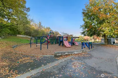 6726 35th Place S, Seattle, WA 98118 - Photo 23