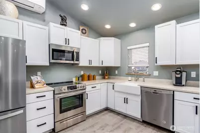 106 Sid Snyder Drive E, Long Beach, WA 98631 - Photo 7