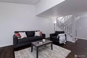 15120 Sunwood Blvd, Seattle, WA 98188 - Photo 3