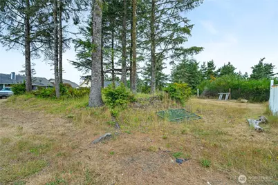 609 Blue Wing Loop SE, Ocean Shores, WA 98569 - Photo 3