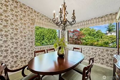 4400 157th Avenue SE, Bellevue, WA 98006 - Photo 7