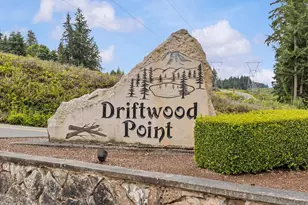 18319 Driftwood Dr E, Lake Tapps, WA 98391 - Photo 35