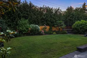 7306 Island Crest Way, Mercer Island, WA 98040 - Photo 31