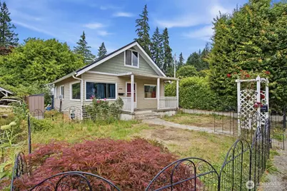 303 S Hartford Avenue, Bremerton, WA 98312 - Photo 1
