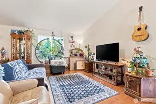 2311 W 12th St, Port Angeles, WA 98363 - Photo 3