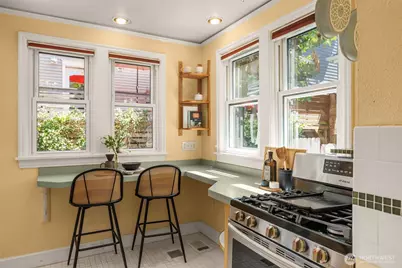 732 15th Avenue, Seattle, WA 98122 - Photo 13
