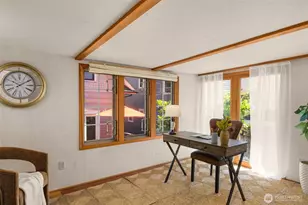 732 15th Ave, Seattle, WA 98122 - Photo 27