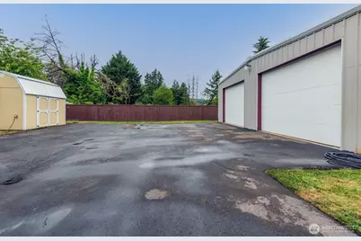 5207 Erlands Point Road NW, Bremerton, WA 98312 - Photo 33