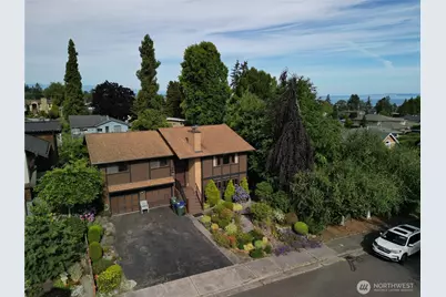 1136 7th Avenue S, Edmonds, WA 98020 - Photo 3
