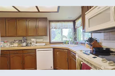 1136 7th Avenue S, Edmonds, WA 98020 - Photo 13