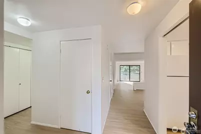 3518 109th Place NE #222, Bellevue, WA 98004 - Photo 3