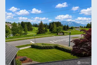 7041 Eagle Lake Drive SE, Snoqualmie, WA 98065 - Photo 3