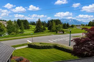 7041 Eagle Lake Dr SE, Snoqualmie, WA 98065 - Photo 3