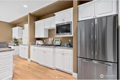24504 SE 3rd Court, Sammamish, WA 98074 - Photo 7