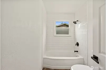 8811 SW Wildwood Ave, Lakewood, WA 98498 - Photo 15