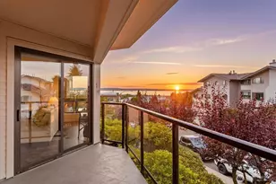 524 Maple St, Edmonds, WA 98020 - Photo 1