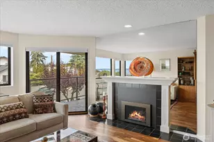 524 Maple St, Edmonds, WA 98020 - Photo 9