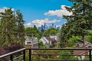 9815 Linden Ave N, Seattle, WA 98103 - Photo 3