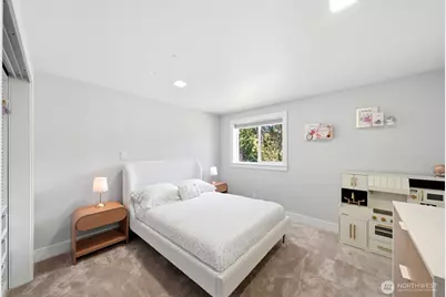 14022 Meridian Avenue S, Everett, WA 98208 - Photo 17