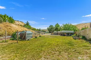 1612 Britini Dr, Wenatchee, WA 98801 - Photo 35