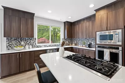 1403 240th Way SE, Sammamish, WA 98075 - Photo 19