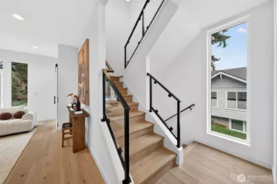 8512 15th Avenue NE, Seattle, WA 98115 - Photo 17