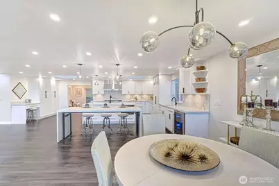 13901 Somerset Lane SE, Bellevue, WA 98006 - Photo 13