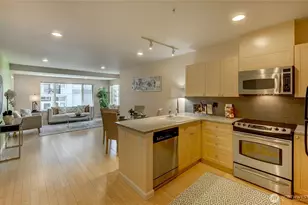 2717 Western Ave, Seattle, WA 98121 - Photo 15