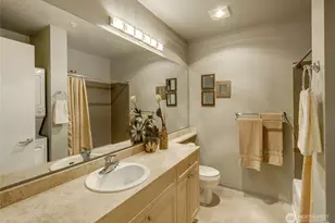 2717 Western Ave, Seattle, WA 98121 - Photo 19