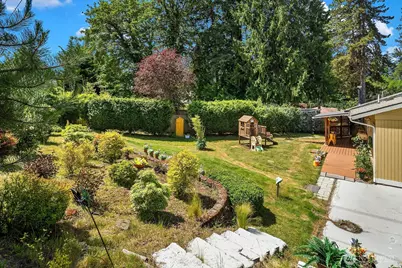 12415 NE 112th Street, Kirkland, WA 98033 - Photo 31