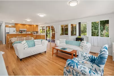 12415 NE 112th Street, Kirkland, WA 98033 - Photo 3