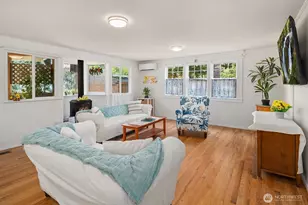 12415 NE 112th St, Kirkland, WA 98033 - Photo 5
