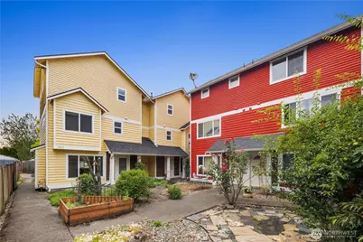 8823 Delridge Way SW #B, Seattle, WA 98106 - Photo 1