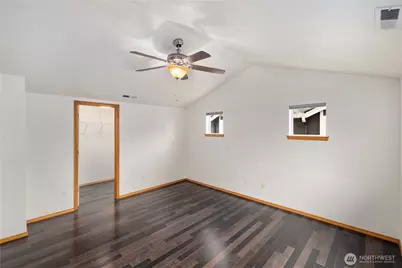 8823 Delridge Way SW #B, Seattle, WA 98106 - Photo 23