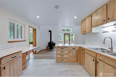 16412 38th Avenue E, Tacoma, WA 98446 - Photo 11