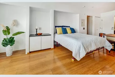 211 Summit Avenue E #N305, Seattle, WA 98102 - Photo 11