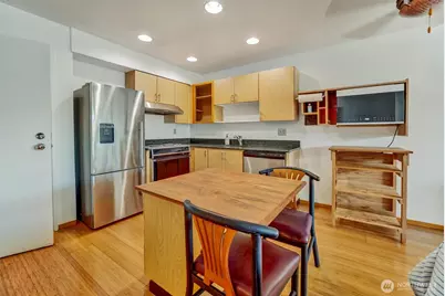 211 Summit Avenue E #N305, Seattle, WA 98102 - Photo 7