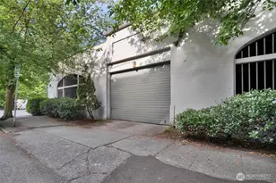 211 Summit Ave E, Seattle, WA 98102 - Photo 19