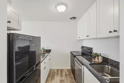 819 High Street W #106, Bellingham, WA 98225 - Photo 5