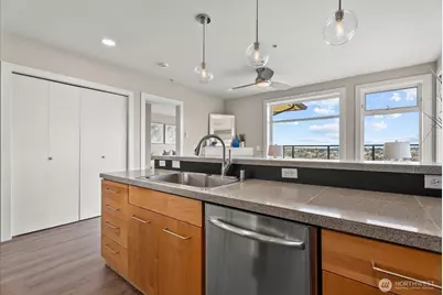 655 Crockett Street #A507, Seattle, WA 98109 - Photo 15